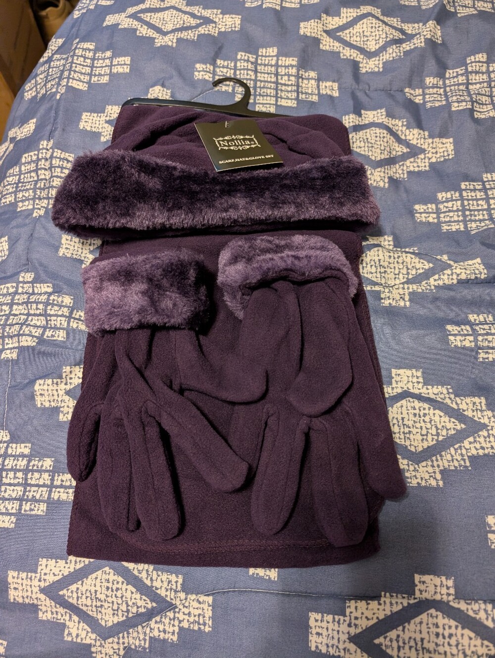 Scarf, Hat, & Glove Set